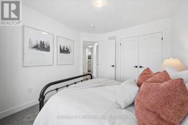 15 MAIDENS CRESCENT Collingwood Ontario photo 26