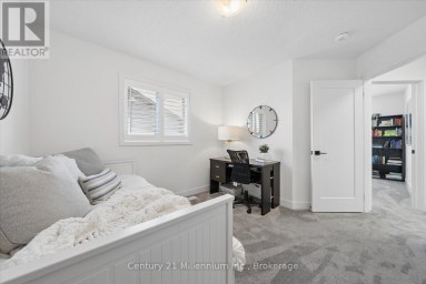 15 MAIDENS CRESCENT Collingwood Ontario photo 29