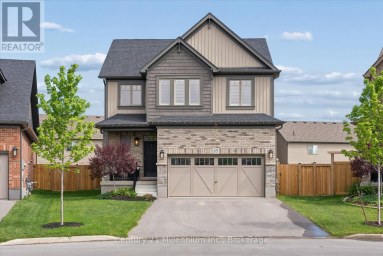 15 MAIDENS CRESCENT Collingwood Ontario photo 3