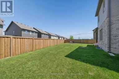 15 MAIDENS CRESCENT Collingwood Ontario photo 36