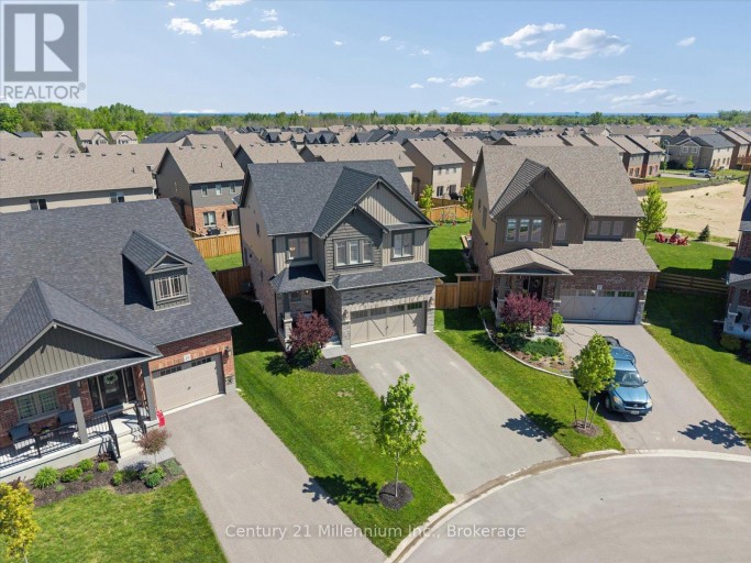 15 MAIDENS CRESCENT, Collingwood, Ontario, L9Y3B7