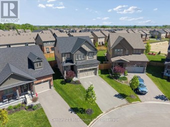 15 MAIDENS CRESCENT Collingwood Ontario photo 44