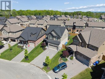 15 MAIDENS CRESCENT Collingwood Ontario photo 45