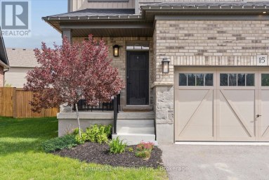 15 MAIDENS CRESCENT Collingwood Ontario photo 5