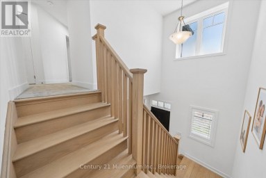 15 MAIDENS CRESCENT Collingwood Ontario photo 9