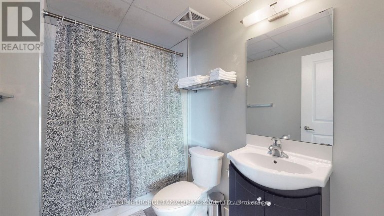 403 - 335 COLLEGE STREET, Toronto (Kensington-Chinatown), Ontario, M5T1S2