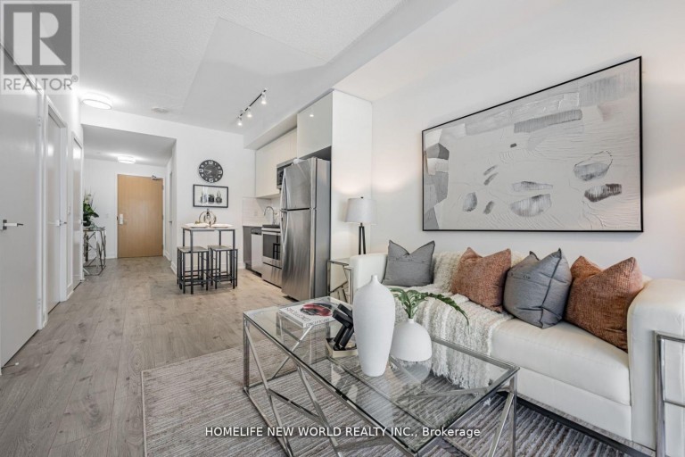 250 - 621 SHEPPARD AVENUE E, Toronto (Bayview Village), Ontario, M2K1B5