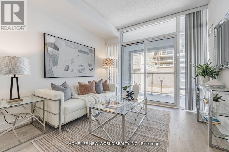 250 - 621 SHEPPARD AVENUE E, Toronto (Bayview Village), Ontario, M2K1B5