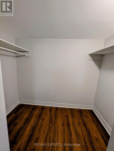 6 OGSTON CRESCENT, Whitby, Ontario, L1P0G6