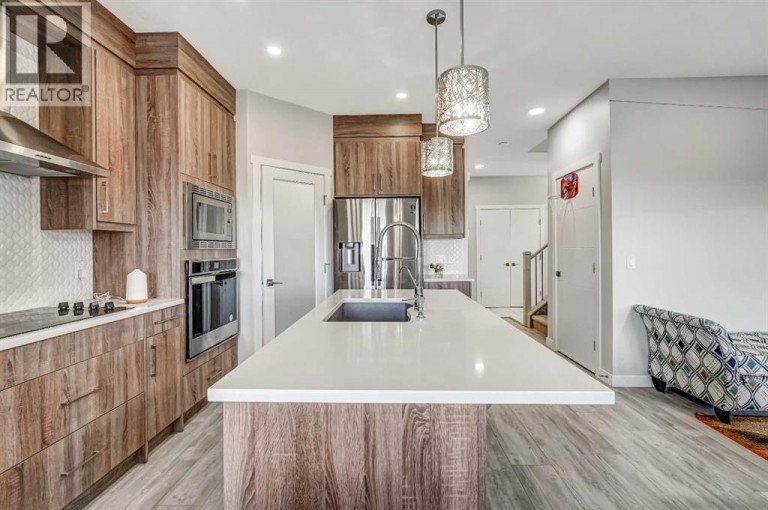 349 Corner Meadows Way NE, Calgary, Alberta, T3N1Y6