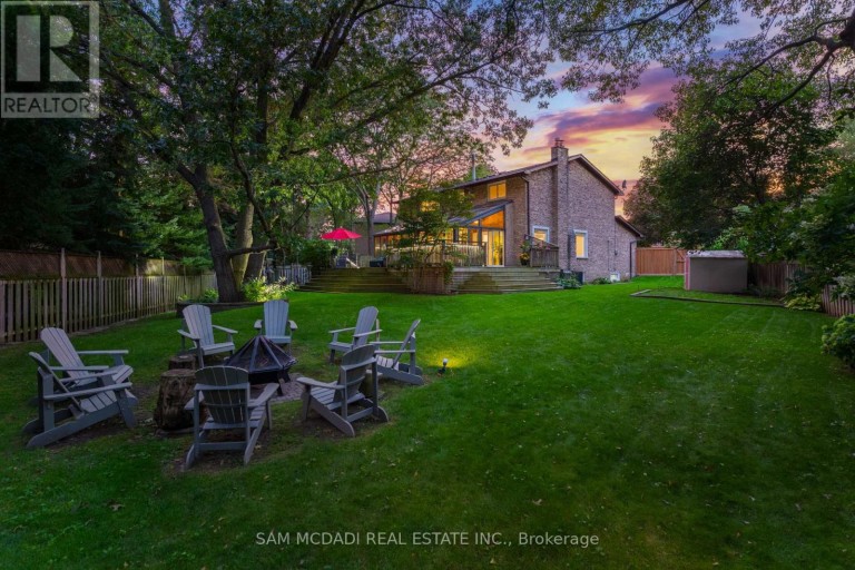1664 HOWAT CRESCENT, Mississauga (Lorne Park), Ontario, L5J4G5