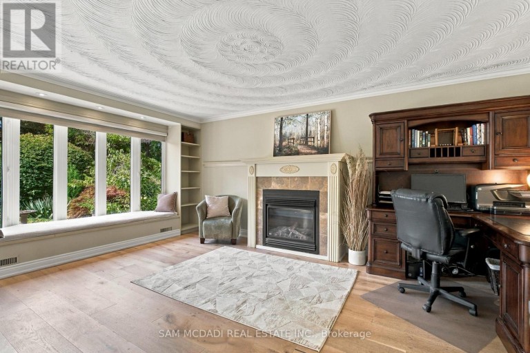 1664 HOWAT CRESCENT, Mississauga (Lorne Park), Ontario, L5J4G5
