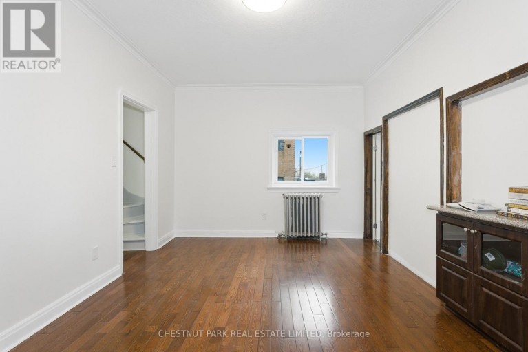 41 RONCESVALLES AVENUE, Toronto (Roncesvalles), Ontario, M6R2K4
