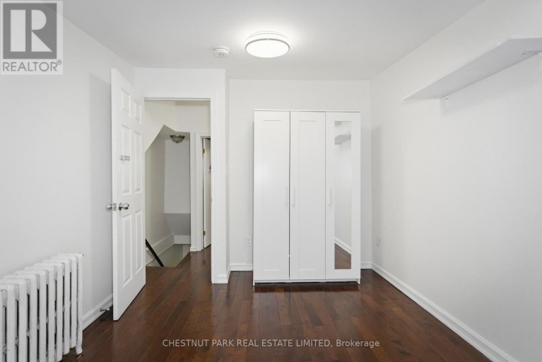 41 RONCESVALLES AVENUE, Toronto (Roncesvalles), Ontario, M6R2K4