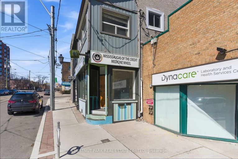 41 RONCESVALLES AVENUE, Toronto (Roncesvalles), Ontario, M6R2K4
