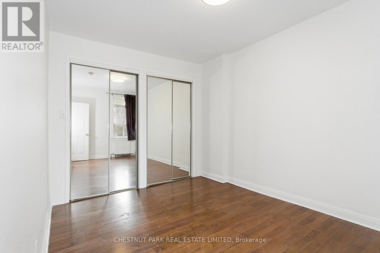 41 RONCESVALLES AVENUE, Toronto (Roncesvalles), Ontario, M6R2K4