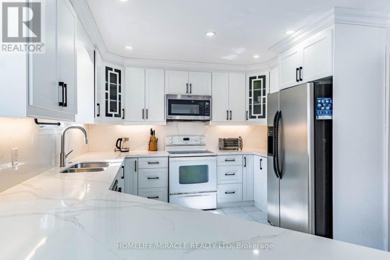 42 PORTEOUS CIRCLE, Brampton (Northgate), Ontario, L6S5C3