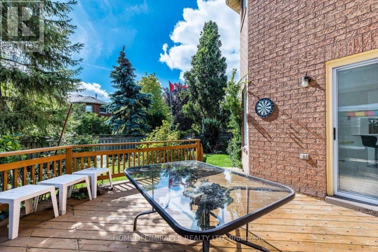 42 PORTEOUS CIRCLE, Brampton (Northgate), Ontario, L6S5C3