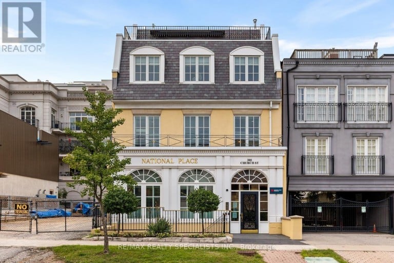 305 CHURCH STREET, Oakville (OO Old Oakville), Ontario, L6J7T2