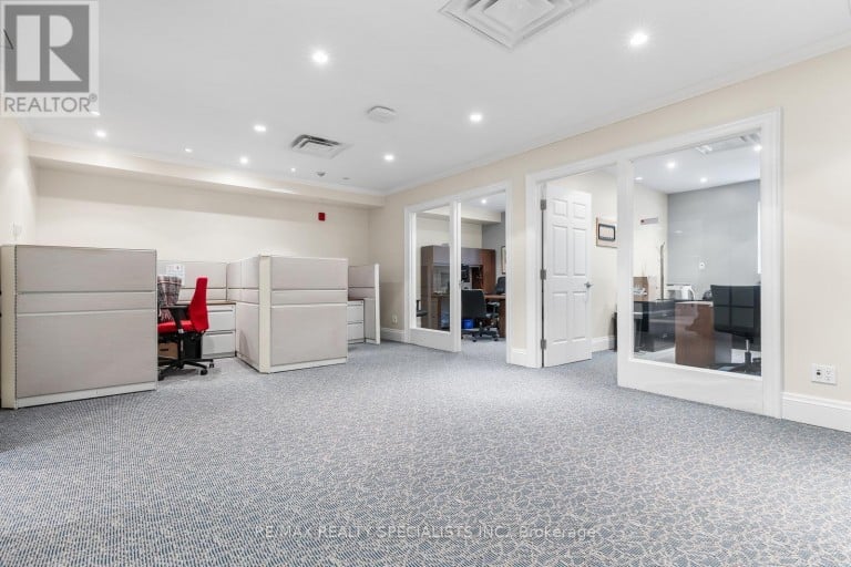 305 CHURCH STREET, Oakville (OO Old Oakville), Ontario, L6J7T2