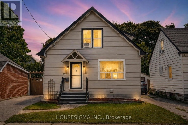 93 BROCK STREET W, Oshawa (O'Neill), Ontario, L1G1R7