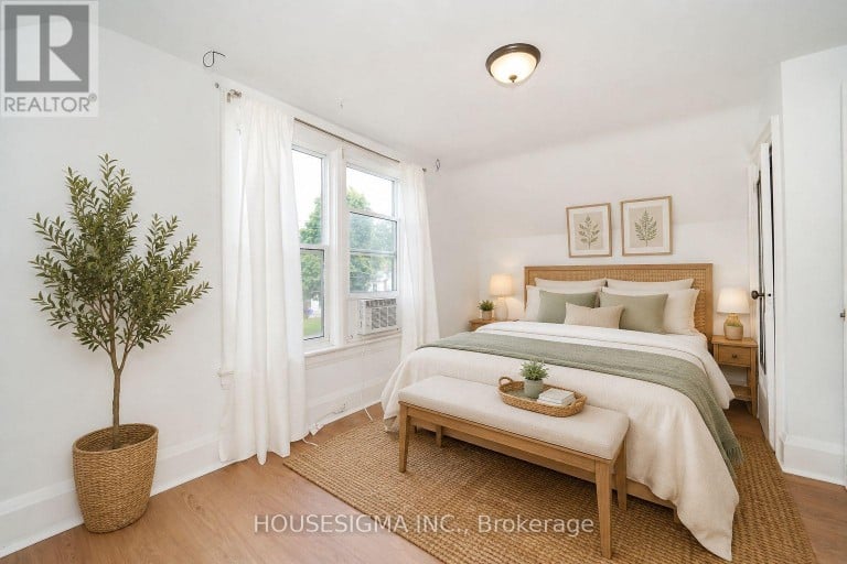 93 BROCK STREET W, Oshawa (O'Neill), Ontario, L1G1R7