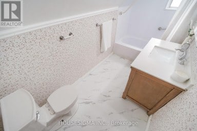 93 BROCK STREET W Oshawa (O'Neill) Ontario photo 27