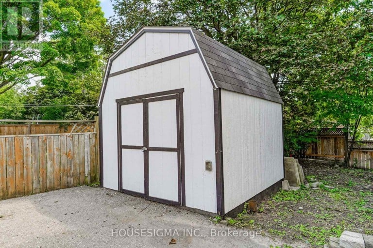 93 BROCK STREET W, Oshawa (O'Neill), Ontario, L1G1R7