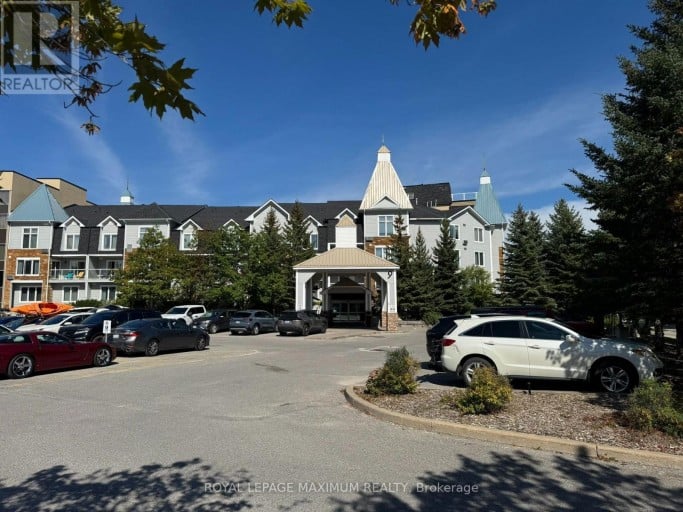 6112/6114 - 9 HARBOUR STREET, Collingwood, Ontario, L9Y5B5