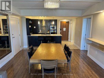 6112/6114 - 9 HARBOUR STREET Collingwood Ontario photo 2