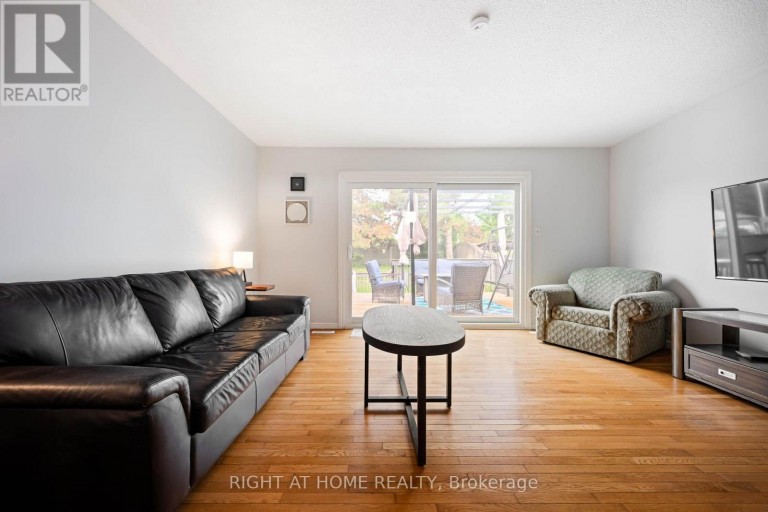 136 ELDERWOOD PLACE, Brampton (Brampton North), Ontario, L6V3N3