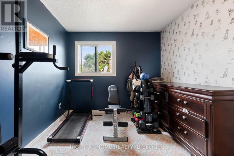 136 ELDERWOOD PLACE, Brampton (Brampton North), Ontario, L6V3N3