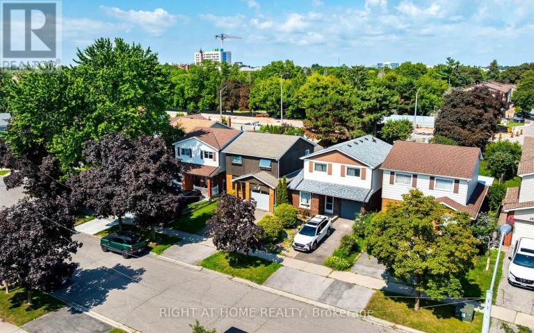 136 ELDERWOOD PLACE, Brampton (Brampton North), Ontario, L6V3N3