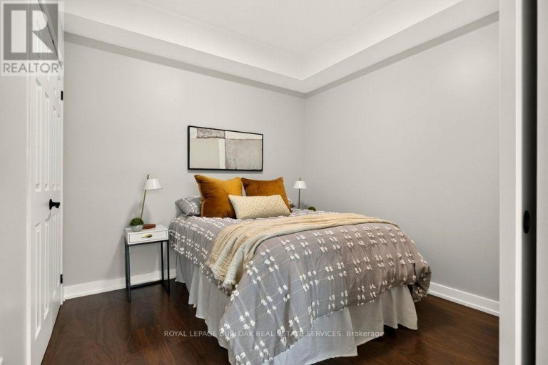 701 - 2486 OLD BRONTE ROAD, Oakville (WM Westmount), Ontario, L6M0Y4