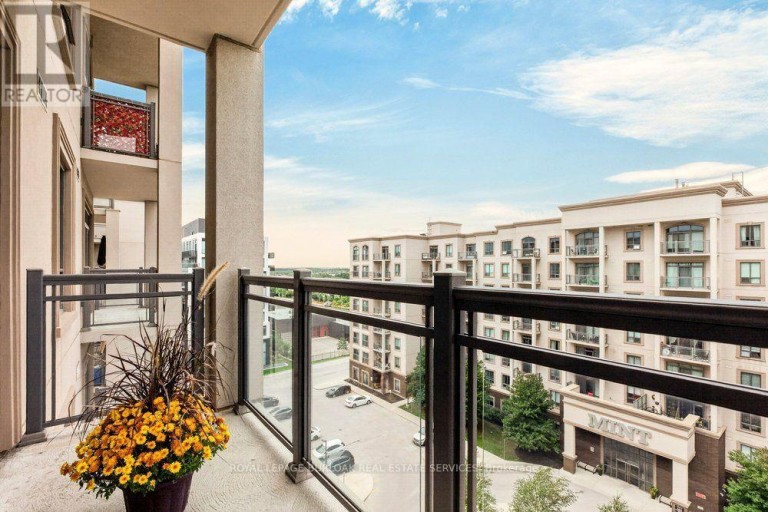 701 - 2486 OLD BRONTE ROAD, Oakville (WM Westmount), Ontario, L6M0Y4