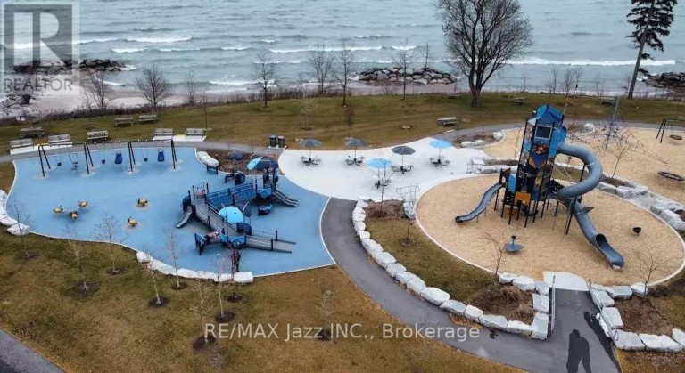 260 LAKEVIEW PARK AVENUE, Oshawa (Lakeview), Ontario, L1J7M5