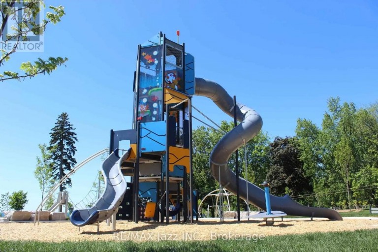 260 LAKEVIEW PARK AVENUE, Oshawa (Lakeview), Ontario, L1J7M5