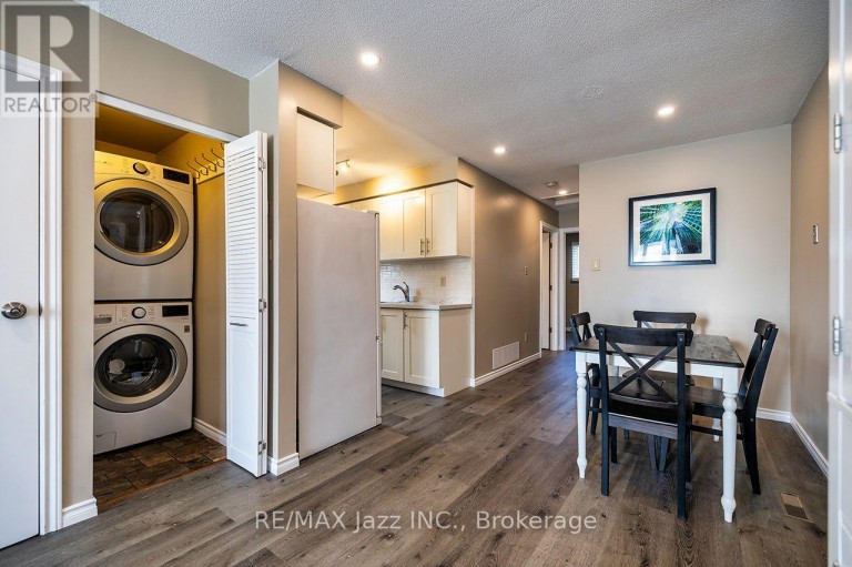 260 LAKEVIEW PARK AVENUE, Oshawa (Lakeview), Ontario, L1J7M5