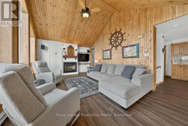 1214 Big Gull Lane, Frontenac (frontenac Centre) Ontario