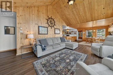 1214 Big Gull Lane, Frontenac (frontenac Centre) Ontario