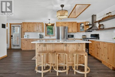 1214 Big Gull Lane, Frontenac (frontenac Centre) Ontario
