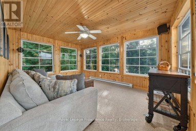 1214 Big Gull Lane, Frontenac (frontenac Centre) Ontario
