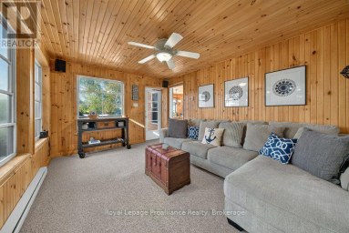 1214 Big Gull Lane, Frontenac (frontenac Centre) Ontario