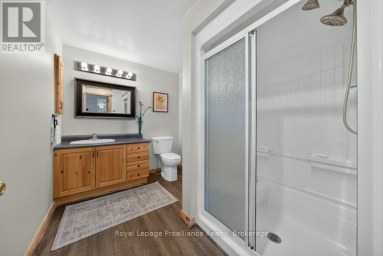 1214 Big Gull Lane, Frontenac (frontenac Centre) Ontario