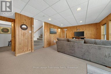1214 Big Gull Lane, Frontenac (frontenac Centre) Ontario
