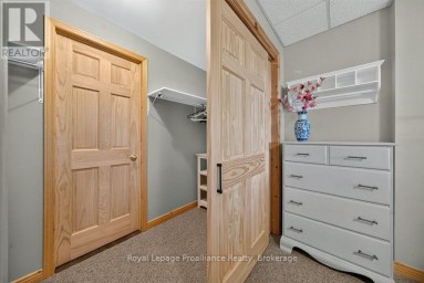 1214 Big Gull Lane, Frontenac (frontenac Centre) Ontario