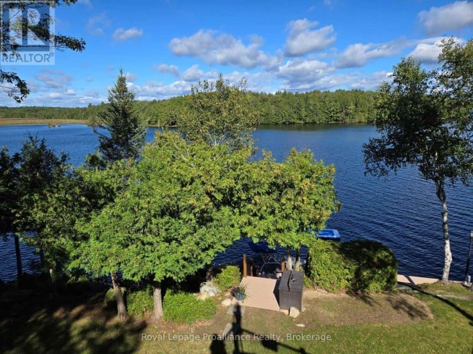 1214 BIG GULL LANE, Frontenac (Frontenac Centre), Ontario, K0H1B0