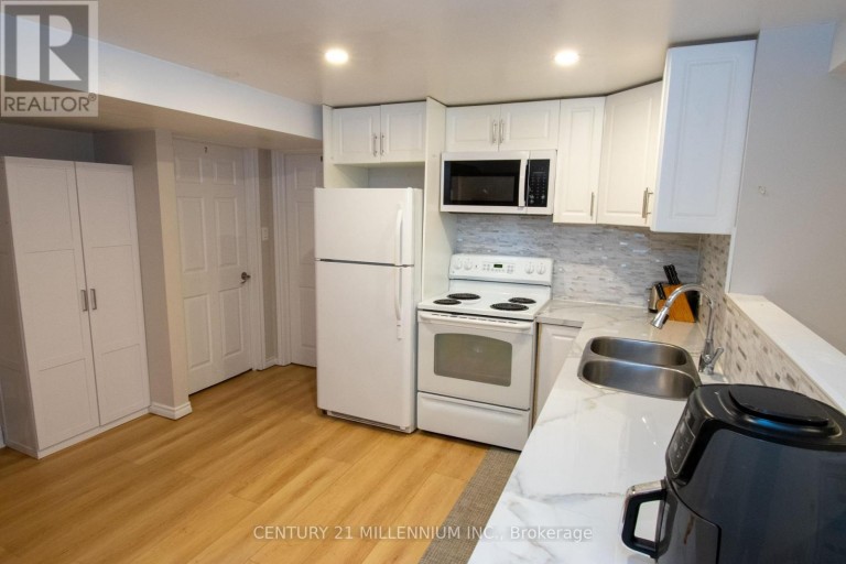 3 COLLEGE PARK DRIVE, Welland (N. Welland), Ontario, L3C6Z6