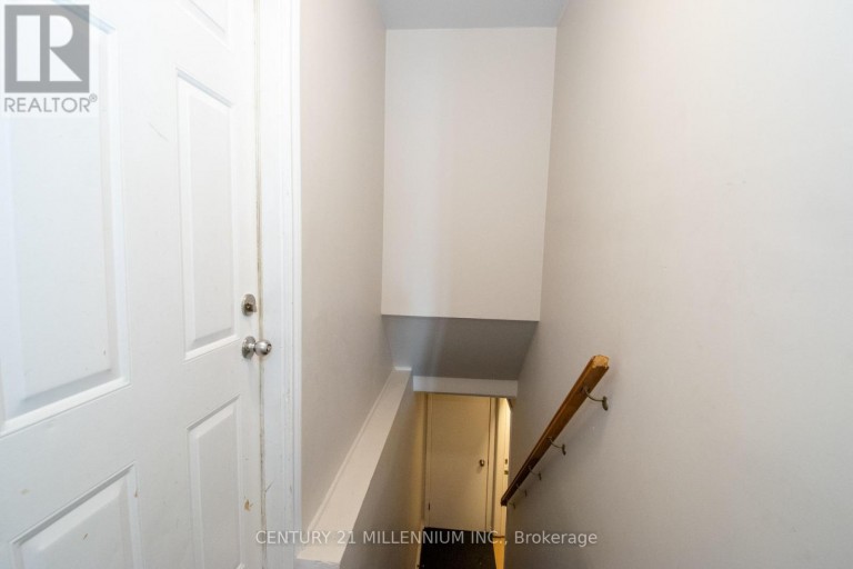 3 COLLEGE PARK DRIVE, Welland (N. Welland), Ontario, L3C6Z6