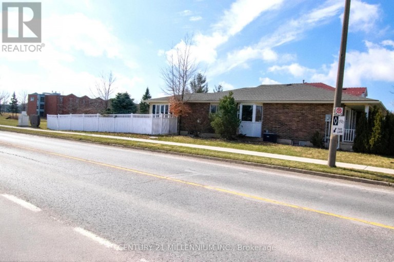 3 COLLEGE PARK DRIVE, Welland (N. Welland), Ontario, L3C6Z6